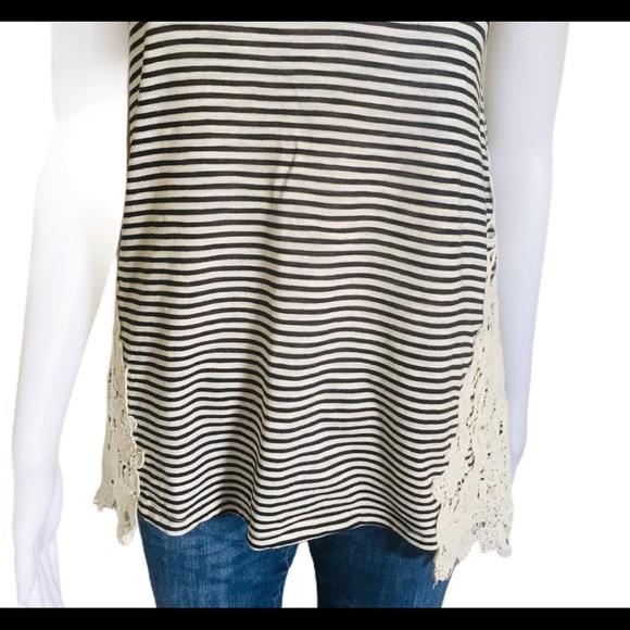 MEADOW RUE (Anthro) Stripe Top With Crochet Front & Side Detail Navy Blue Sz XS - Picture 6 of 13